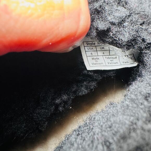 Koolaburra by UGG Women’s Suede Ankle Boots Leopard Heel – Size 6 – EUC - Picture 3 of 6